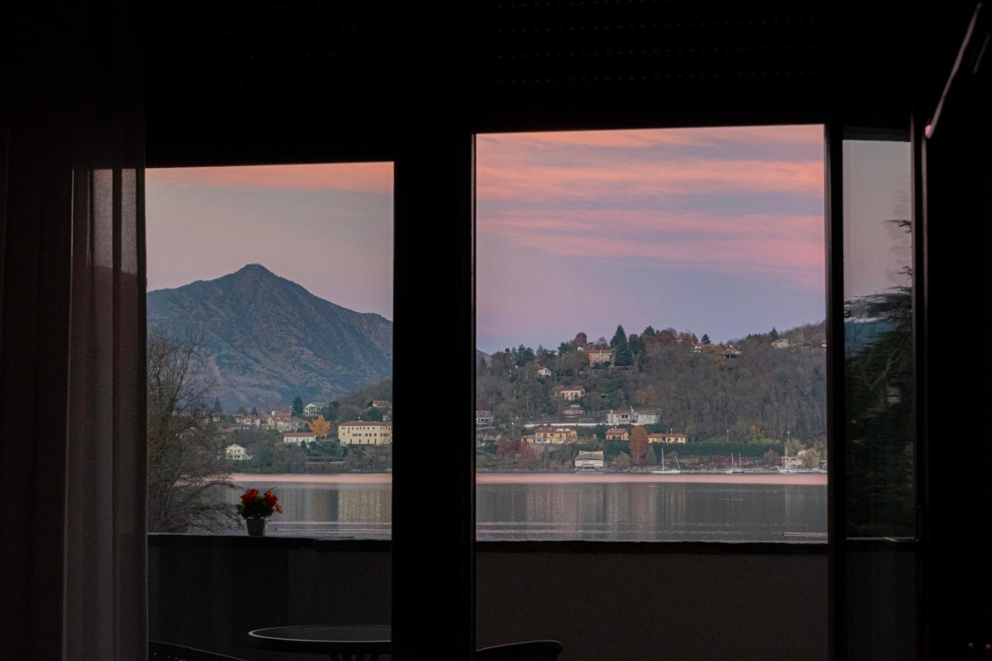 Hotel Chalet Del Lago Авильяна Экстерьер фото